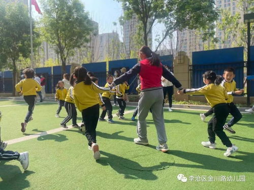 快乐早操玩起来，和青岛李沧区金川路幼儿园小朋友一起做操吧！